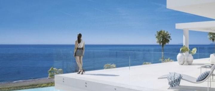 3 soveværelse Lejlighed til salg i Marbella med swimmingpool - € 2.675.000 (Ref: 10001840)