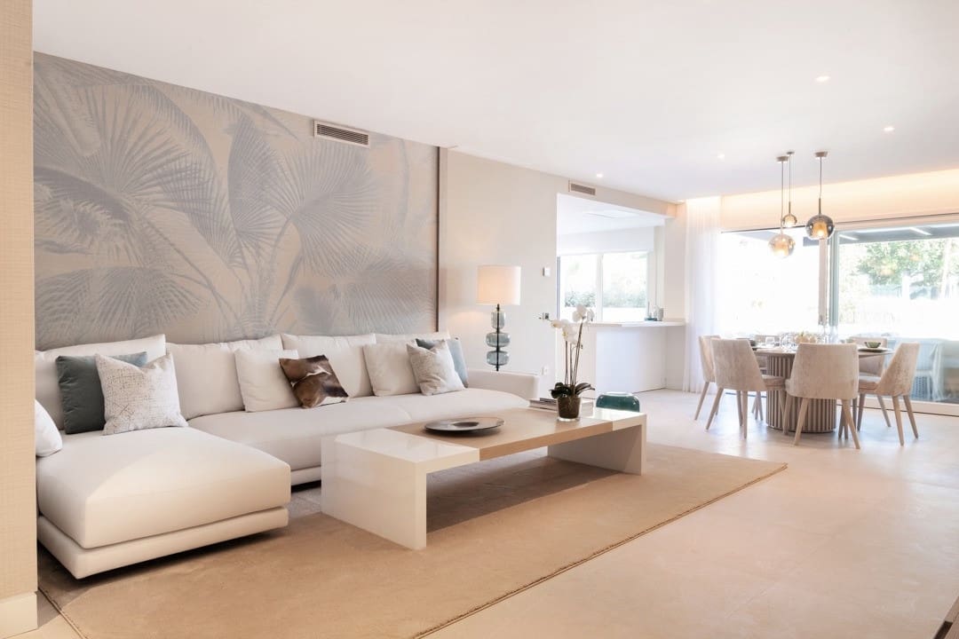 3 sypialnia Apartament na sprzedaż w Marbella z basenem garażem - 2 450 000 € (Ref: 10001842)