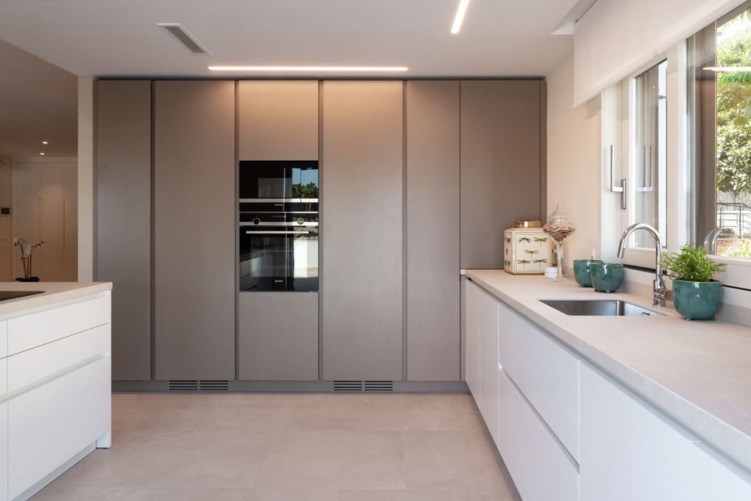 3 chambre Appartement à vendre à Marbella avec piscine garage - 995 000 € (Ref: 10001843)