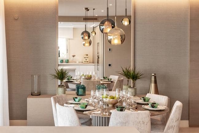 Apartamento de 2 habitaciones en Marbella en venta con piscina garaje - 1.150.000 € (Ref: 10001844)