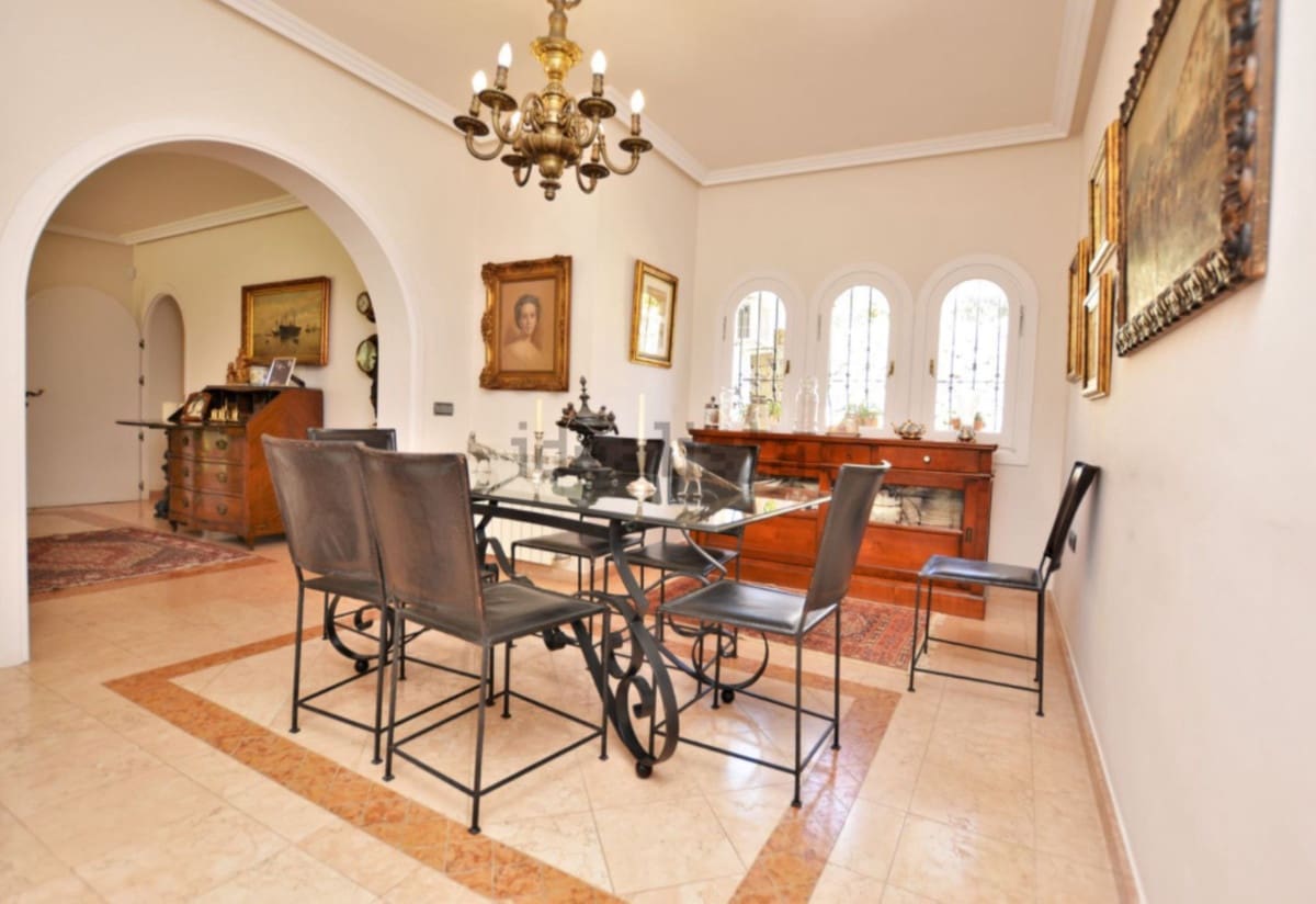 3 sovrum Villa till salu i Marbella med pool garage - 2 950 000 € (Ref: 10001847)