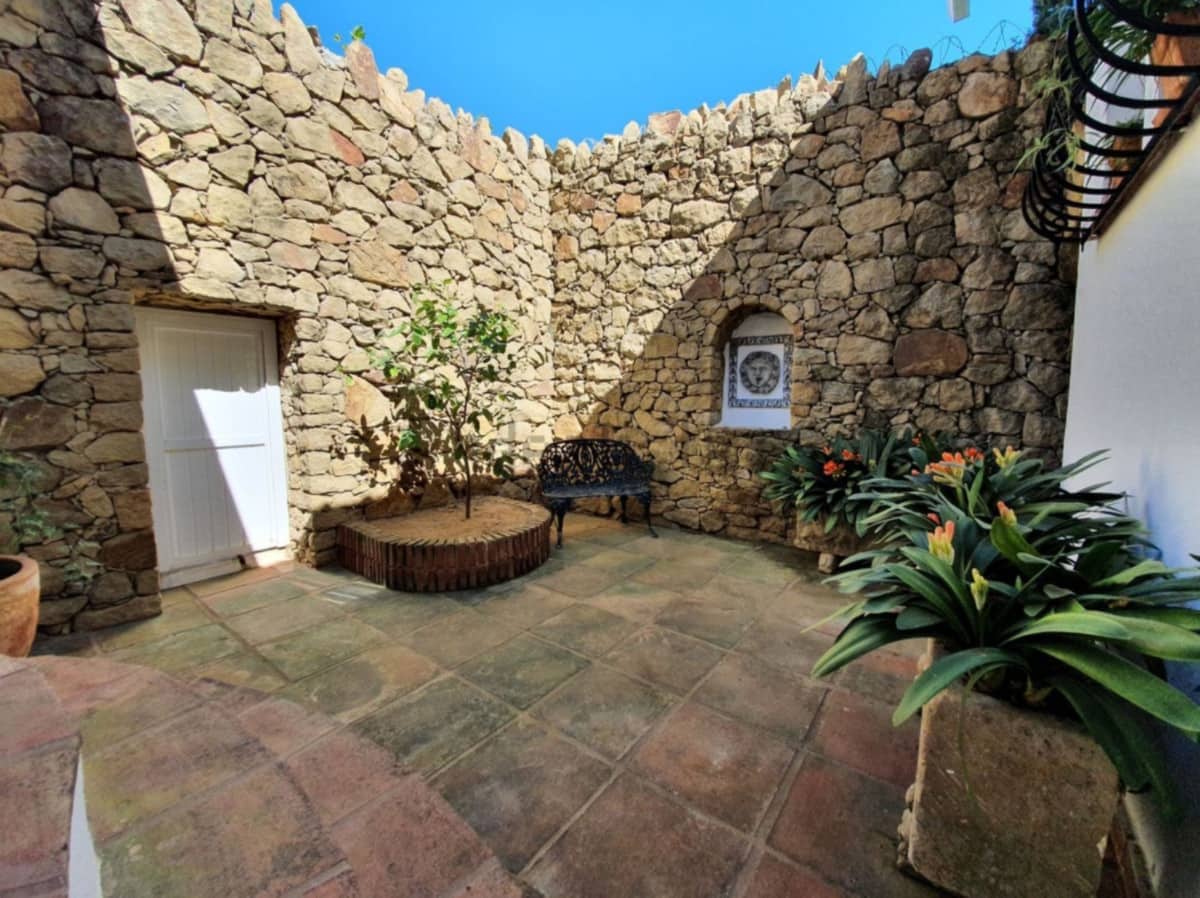 3 sovrum Villa till salu i Marbella med pool garage - 2 950 000 € (Ref: 10001847)