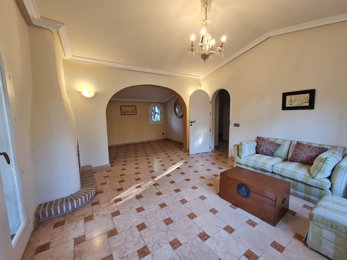 3 sovrum Villa till salu i Marbella med pool garage - 2 950 000 € (Ref: 10001847)