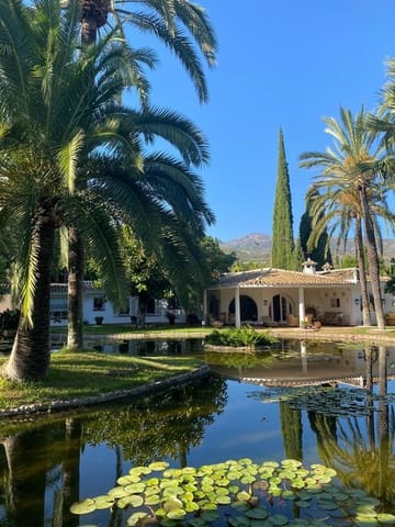 3 sovrum Villa till salu i Marbella med pool garage - 2 950 000 € (Ref: 10001847)