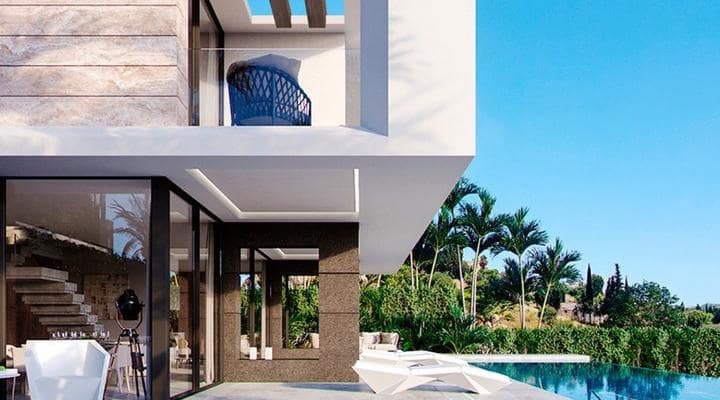 3 Zimmer Villa zu verkaufen in Marbella mit Pool Garage - 495.000 € (Ref: 10001849)