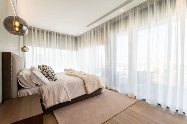 4 sypialnia Willa na sprzedaż w Nueva Andalucia, Marbella z basenem garażem - 2 600 000 € (Ref: 10001852)