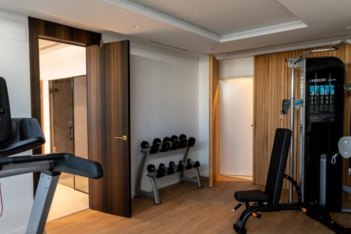 4 makuuhuone Huvila myytävänä paikassa Marbella mukana uima-altaan 
autotalli - 2 600 000 € (Ref: 10001853)