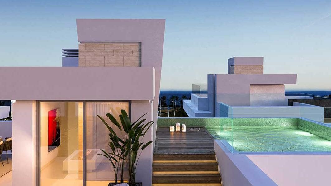 4 bedroom Villa for sale in Marbella with pool garage - € 1,600,000 (Ref: 10001871)