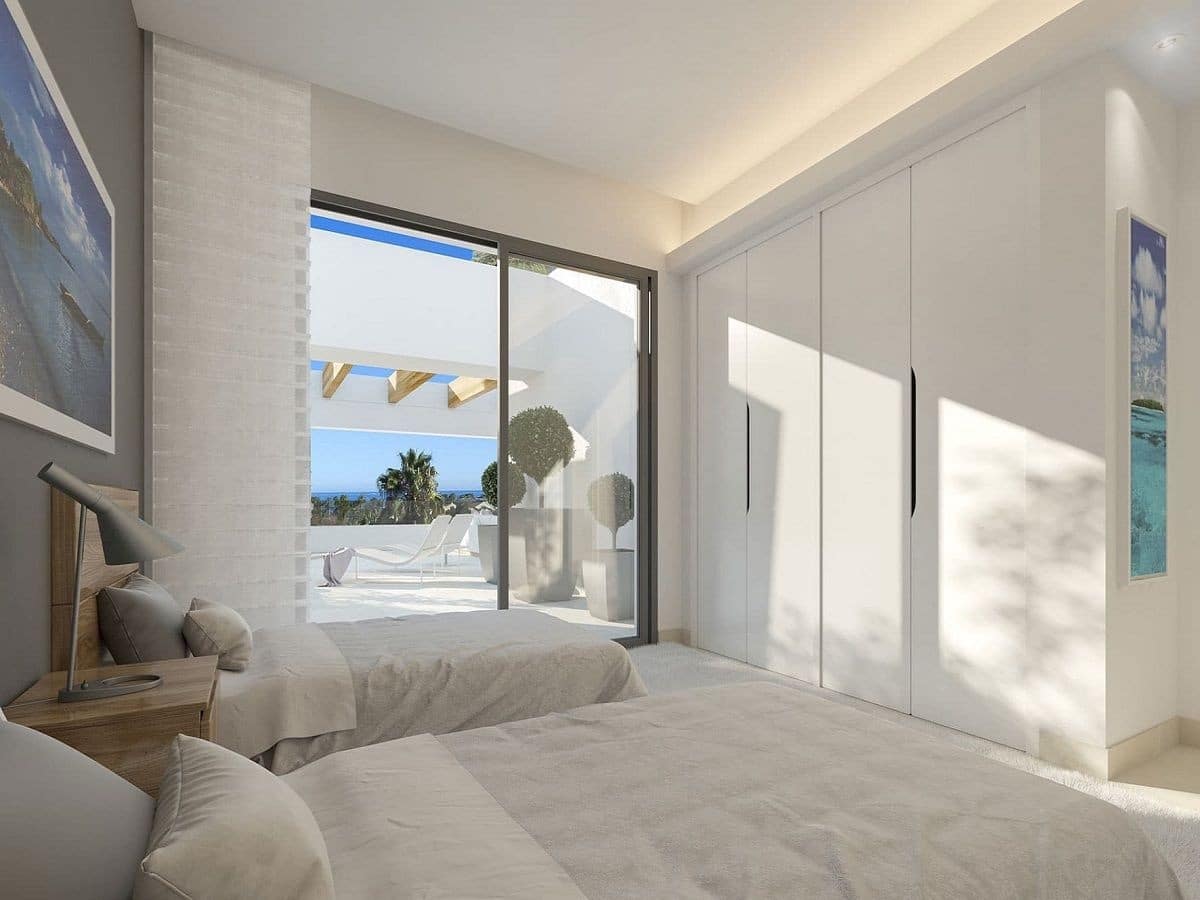 4 bedroom Villa for sale in Marbella with pool garage - € 1,600,000 (Ref: 10001871)