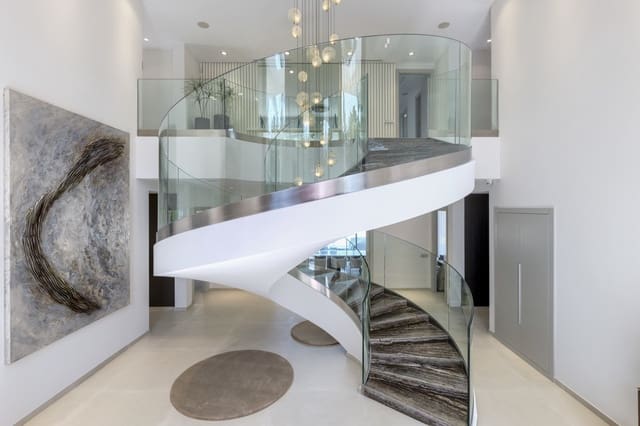 9 soveværelse Villa til salg i Nueva Andalucia, Marbella med swimmingpool garage - € 11.800.000 (Ref: 10001873)