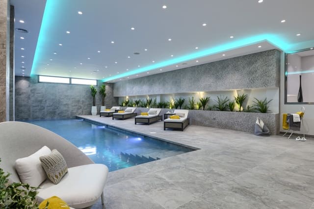 9 soveværelse Villa til salg i Nueva Andalucia, Marbella med swimmingpool garage - € 11.800.000 (Ref: 10001873)