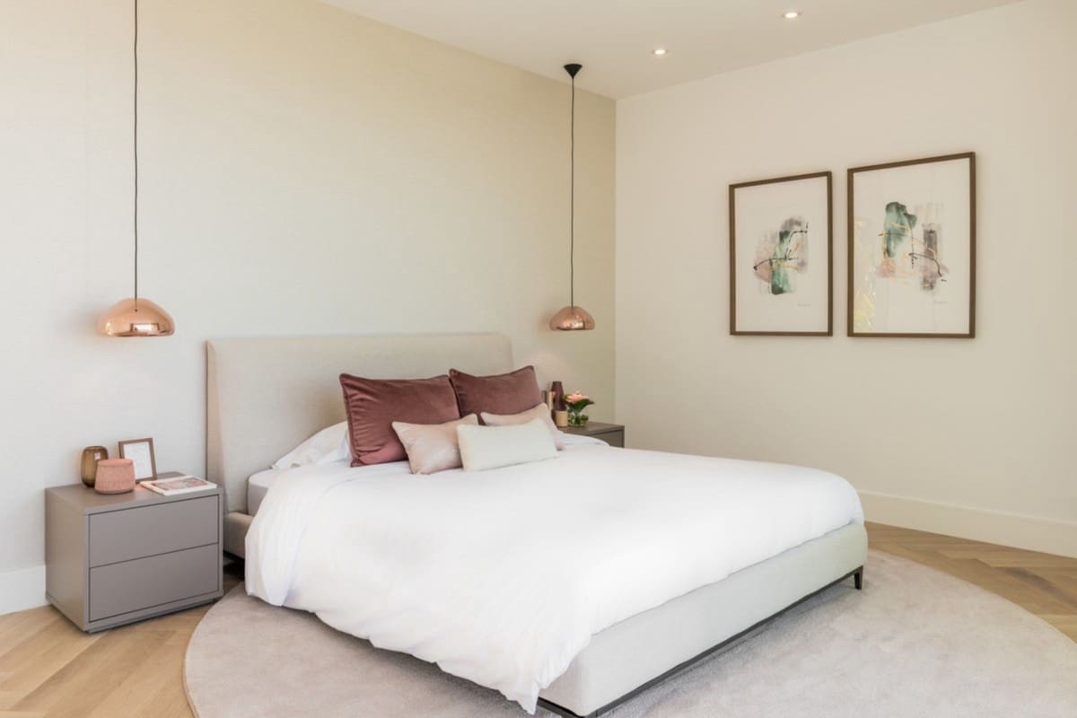 4 slaapkamer Villa te koop in El Paraiso met zwembad garage - € 3.650.000 (Ref: 10001874)