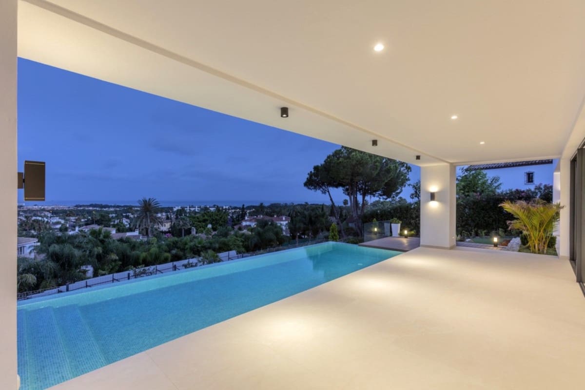 4 slaapkamer Villa te koop in El Paraiso met zwembad garage - € 3.650.000 (Ref: 10001874)