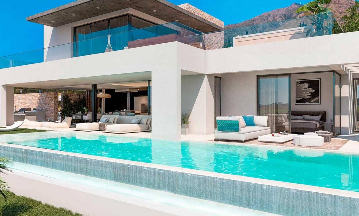 4 bedroom Villa for sale in Estepona with pool garage - € 1,395,000 (Ref: 10001876)
