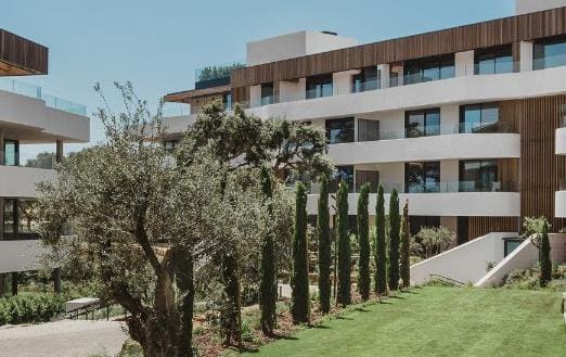 3 Zimmer Apartment zu verkaufen in Sotogrande mit Pool Garage - 920.000 € (Ref: 10001878)