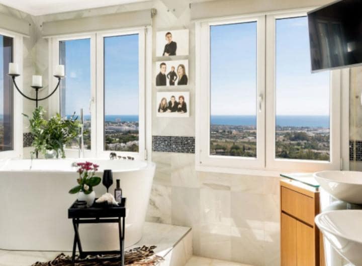 Ático de 5 habitaciones en Benahavís en venta con piscina garaje - 1.250.000 € (Ref: 10001879)