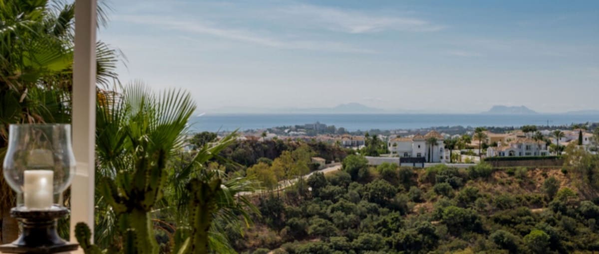 Ático de 5 habitaciones en Benahavís en venta con piscina garaje - 1.250.000 € (Ref: 10001879)