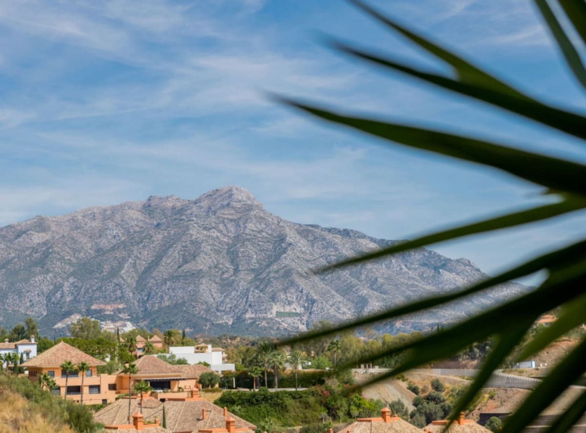 Ático de 5 habitaciones en Benahavís en venta con piscina garaje - 1.250.000 € (Ref: 10001879)