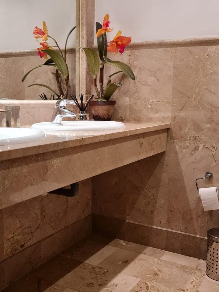 2 chambre Appartement à vendre à Nueva Andalucia avec piscine garage - 385 000 € (Ref: 10001882)