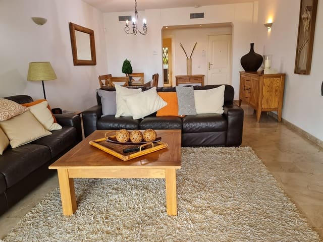 2 chambre Appartement à vendre à Nueva Andalucia, Marbella avec piscine garage - 385 000 € (Ref: 10001882)