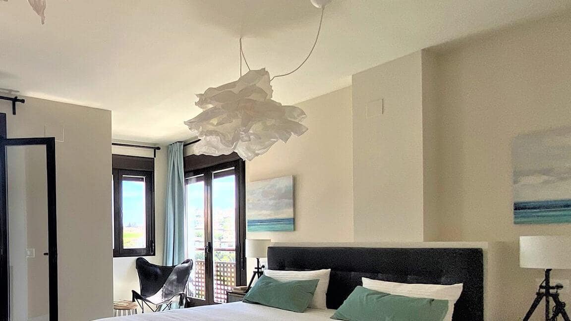 3 soveværelse Lejlighed til salg i La Cala de Mijas med swimmingpool garage - € 305.000 (Ref: 10001887)