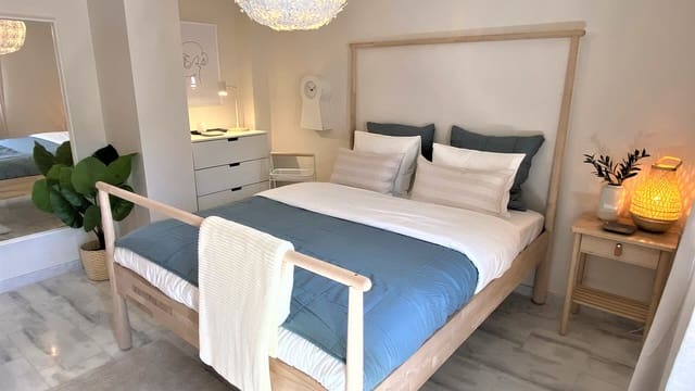 3 soveværelse Lejlighed til salg i La Cala de Mijas, Mijas med swimmingpool garage - € 305.000 (Ref: 10001887)