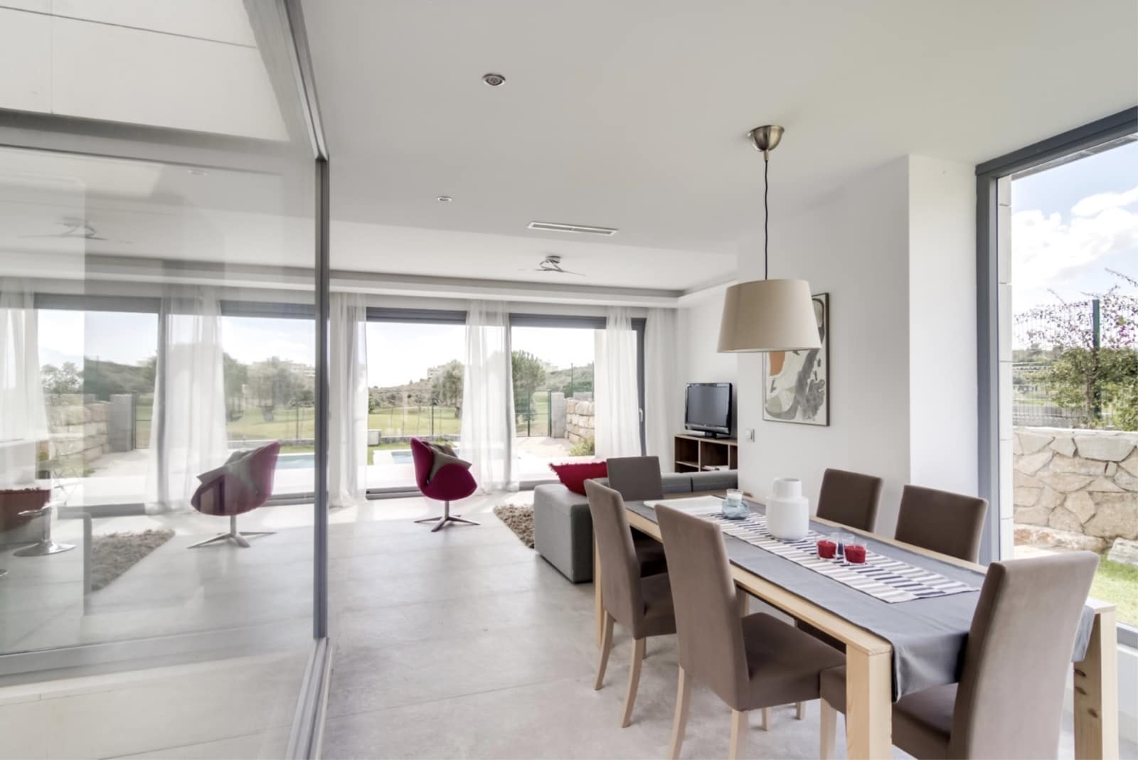 3 bedroom Villa for sale in Marbella with pool garage - € 850,000 (Ref: 10001890)