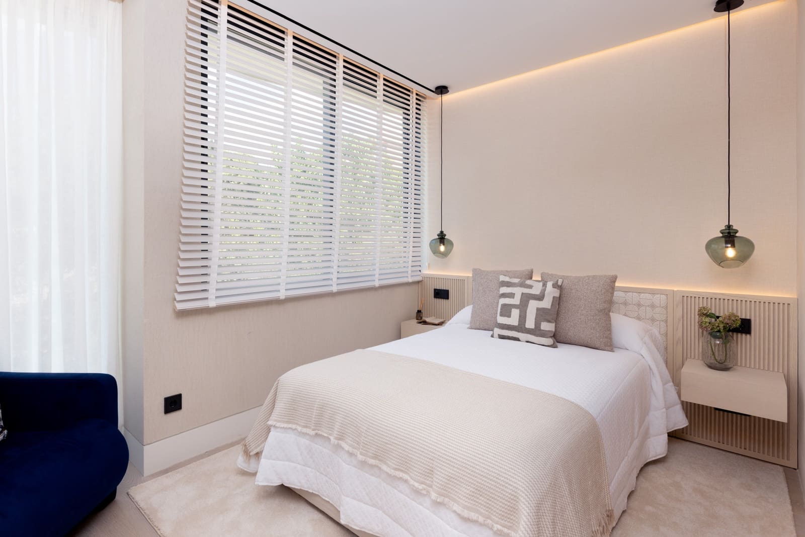 Apartamento de 3 habitaciones en Estepona en venta con piscina garaje - 1.785.000 € (Ref: 10001892)