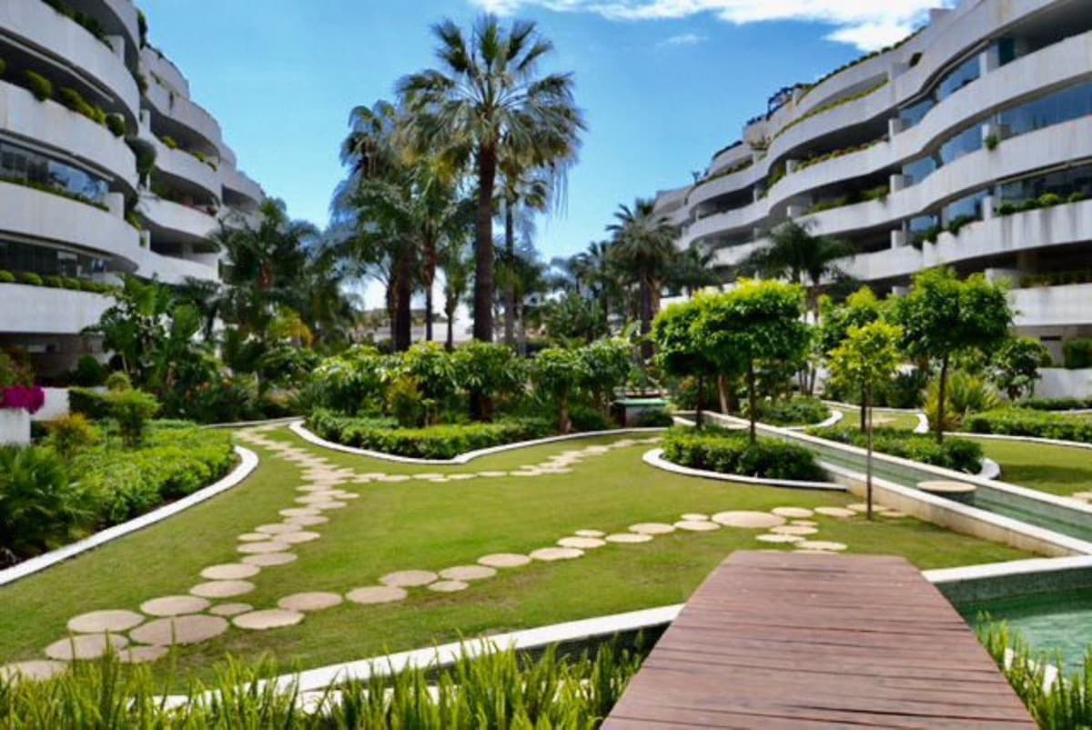 4 soverom Leilighet til salgs i Marbella med svømmebasseng garasje - € 1 155 000 (Ref: 10001896)
