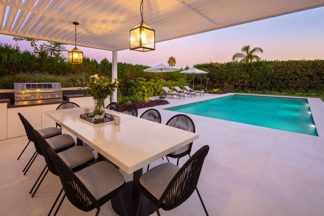 6 soveværelse Villa til salg i Marbella med swimmingpool garage - € 4.200.000 (Ref: 10001901)