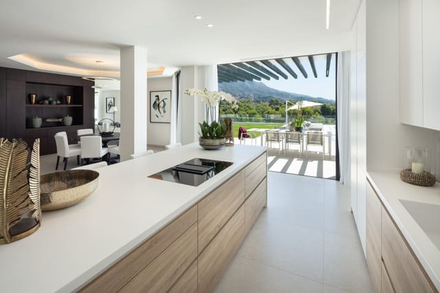 5 Zimmer Villa zu verkaufen in Marbella mit Pool Garage - 3.950.000 € (Ref: 10001903)