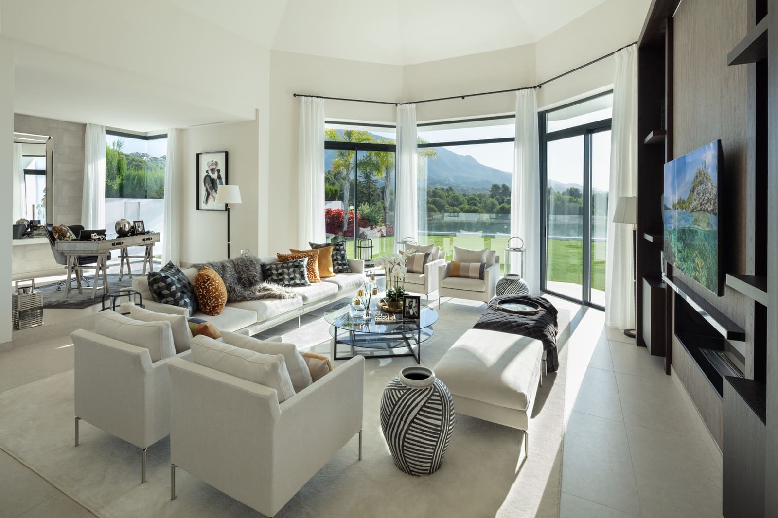 5 Zimmer Villa zu verkaufen in Marbella mit Pool Garage - 3.950.000 € (Ref: 10001903)