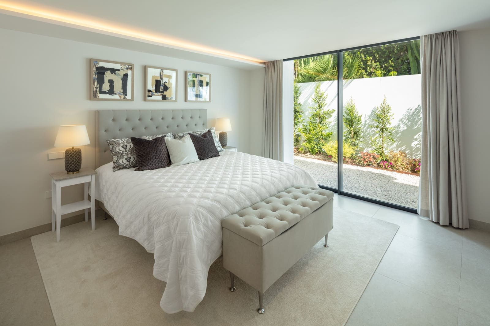 5 Zimmer Villa zu verkaufen in Marbella mit Pool Garage - 3.950.000 € (Ref: 10001903)