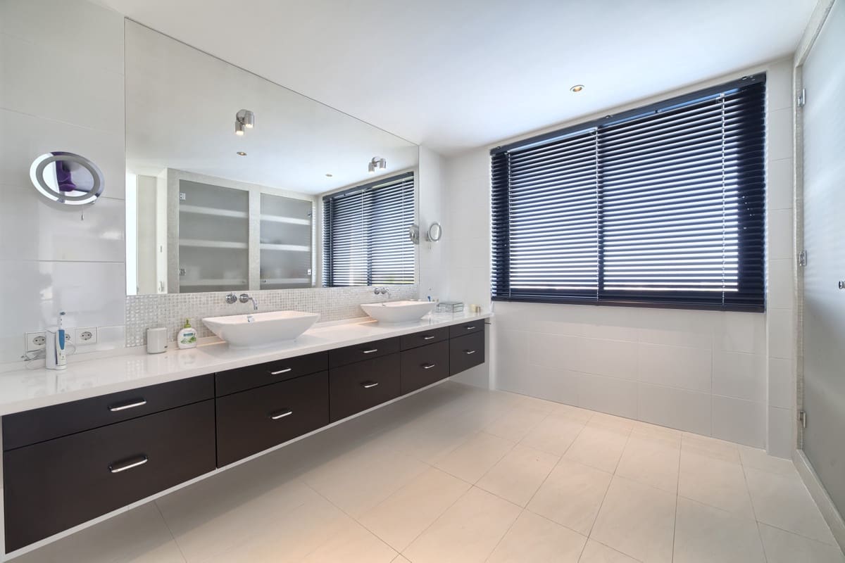 5 chambre Villa/Maison à vendre à Los Flamingos avec piscine garage - 4 975 000 € (Ref: 10001904)