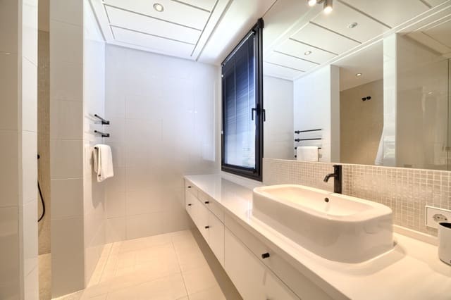 5 chambre Villa/Maison à vendre à Los Flamingos, Benahavís avec piscine garage - 4 975 000 € (Ref: 10001904)