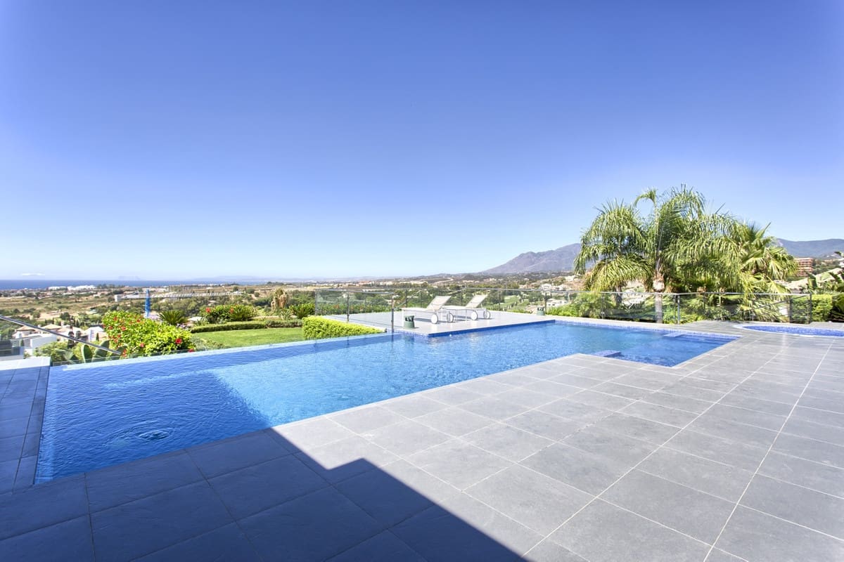 5 chambre Villa/Maison à vendre à Los Flamingos avec piscine garage - 4 975 000 € (Ref: 10001904)