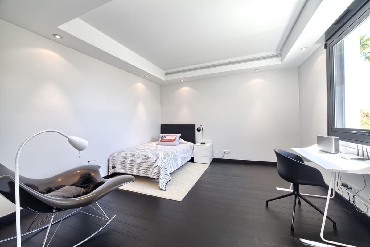 5 chambre Villa/Maison à vendre à Los Flamingos avec piscine garage - 4 975 000 € (Ref: 10001904)