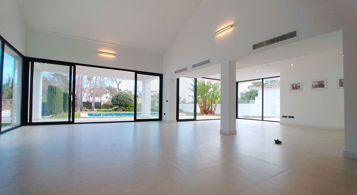 4 camera da letto Villa in vendita in San Pedro de Alcantara con piscina garage - 1.499.000 € (Rif: 10001907)