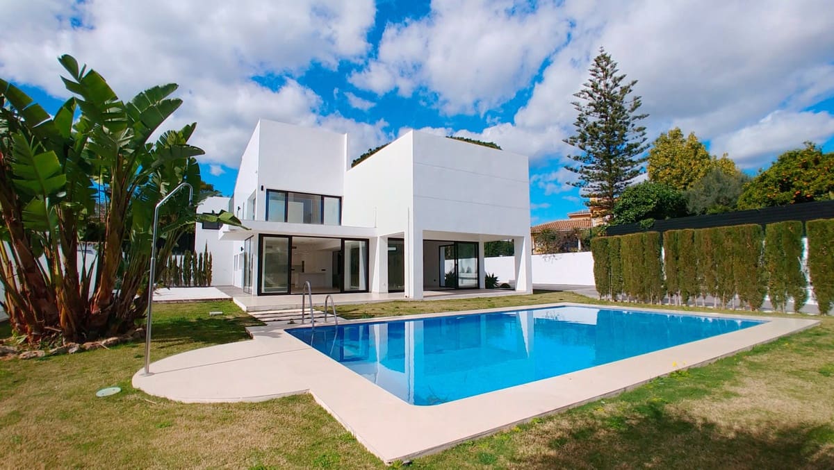 4 camera da letto Villa in vendita in San Pedro de Alcantara con piscina garage - 1.499.000 € (Rif: 10001907)