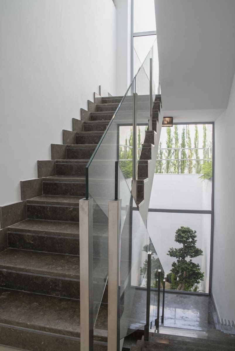 5 soverom Villa til salgs i Marbella med svømmebasseng garasje - € 3 200 000 (Ref: 10001908)