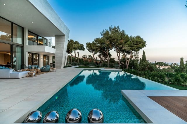 6 Zimmer Villa zu verkaufen in Marbella mit Pool Garage - 8.995.000 € (Ref: 10001909)