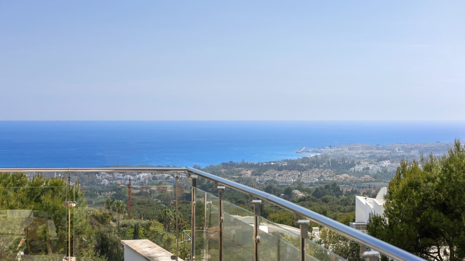 3 soverom Villa til salgs i Marbella med svømmebasseng garasje - € 3 100 000 (Ref: 10001910)