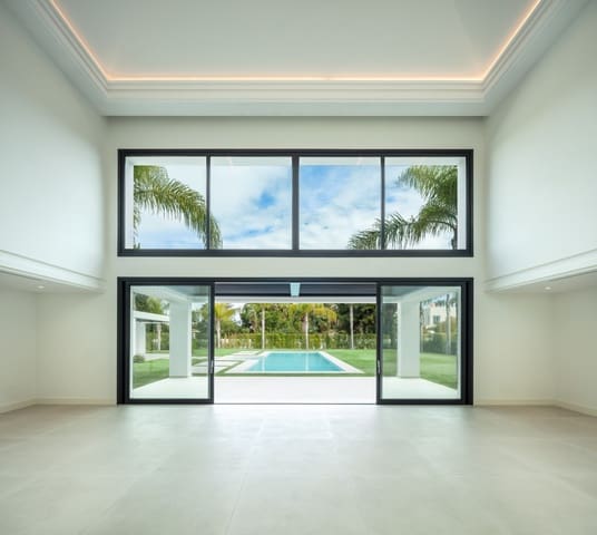 5 soveværelse Villa til salg i Marbella med swimmingpool garage - € 3.900.000 (Ref: 10001913)
