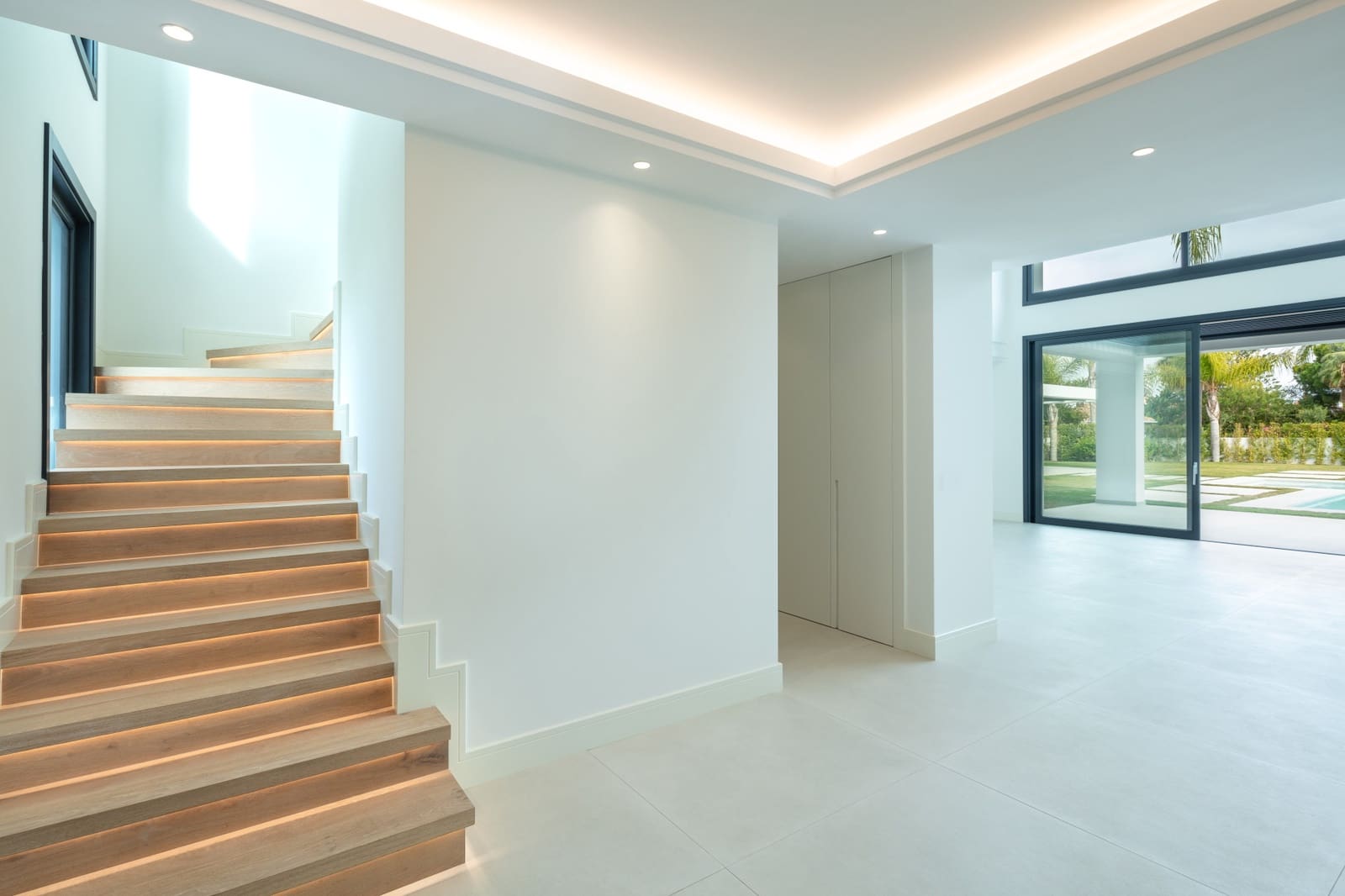 5 soveværelse Villa til salg i Marbella med swimmingpool garage - € 3.900.000 (Ref: 10001913)