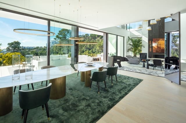 6 sypialnia Willa na sprzedaż w Marbella z basenem garażem - 4 500 000 € (Ref: 10001915)