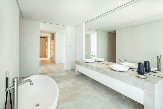6 sypialnia Willa na sprzedaż w Marbella z basenem garażem - 4 500 000 € (Ref: 10001915)