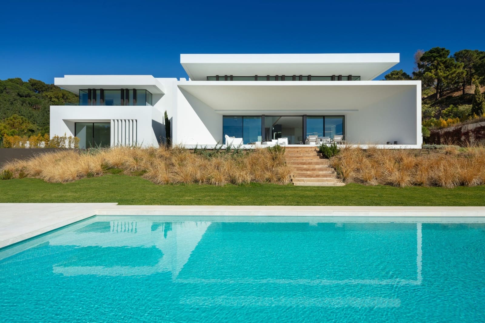 6 sypialnia Willa na sprzedaż w Marbella z basenem garażem - 4 500 000 € (Ref: 10001915)