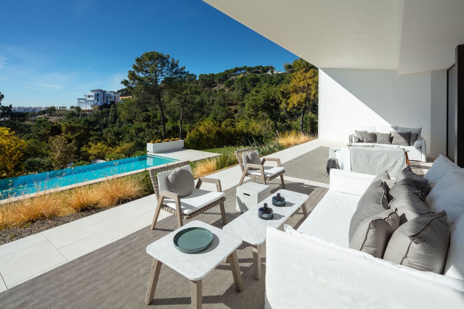 6 sypialnia Willa na sprzedaż w Marbella z basenem garażem - 4 500 000 € (Ref: 10001915)