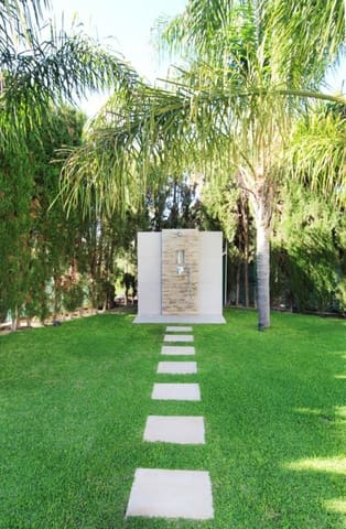 5 soveværelse Villa til salg i Nueva Andalucia, Marbella med swimmingpool garage - € 3.200.000 (Ref: 10001916)