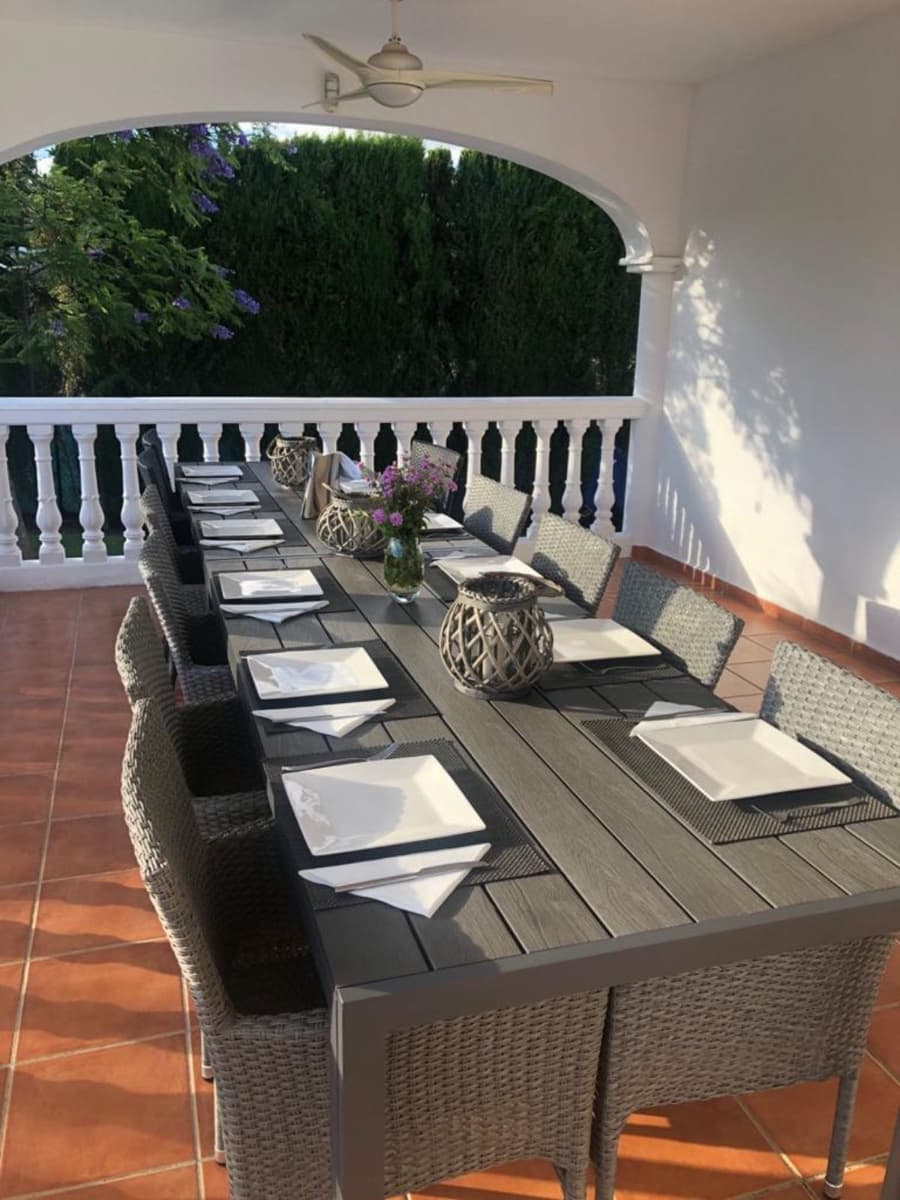 5 slaapkamer Villa te koop in Nueva Andalucia met zwembad garage - € 3.200.000 (Ref: 10001916)